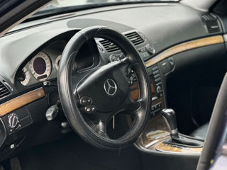 Mercedes E-Class foto 9