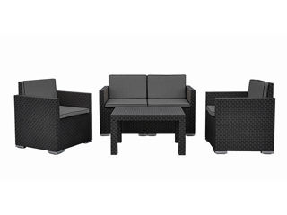 Set Mobilier Lounge 4Unitati: Masa, 2 Fotolii, Canapea / Cu Perne