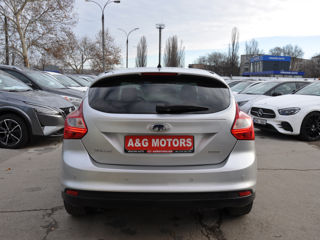 Ford Focus foto 6