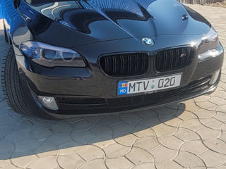 BMW 5 Series foto 1