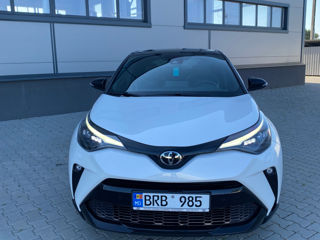 Toyota C-HR foto 4