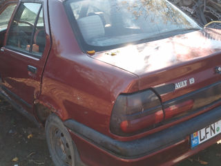 Renault 19 foto 4