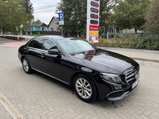 Mercedes E-Class foto 3