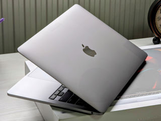 MacBook Pro 13 2021 (Apple M1/16Gb Ram/256Gb SSD/13.3" Retina) foto 9