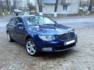 Skoda Superb foto 3