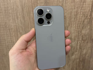 iPhone 15 Pro 256 GB Natural Titanium