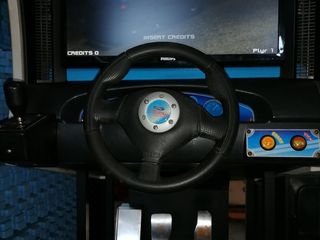 Детский игровой автомат-симулятор автогонок б.у не рабочий 250 евро. foto 1