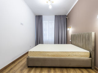 Apartament cu 2 camere, 75 m², Buiucani, Chișinău foto 8