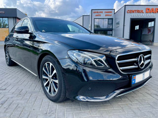 Mercedes E-Class foto 2