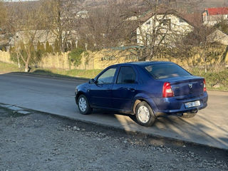 Dacia Logan foto 2