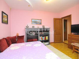 Casa cu 3 nivele, Râșcani, reparație euro, 300 mp, 1250 € ! foto 10