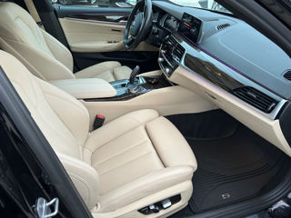 BMW 5 Series foto 15