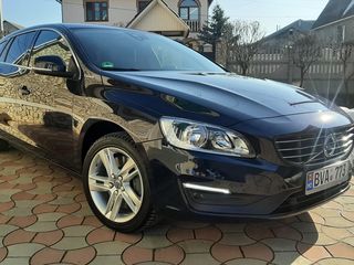 Volvo V60 foto 6