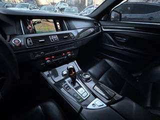 BMW 5 Series foto 14