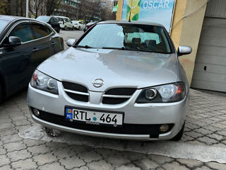 Nissan Almera foto 2