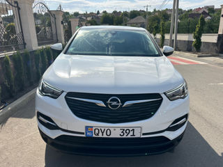 Opel Grandland X foto 2