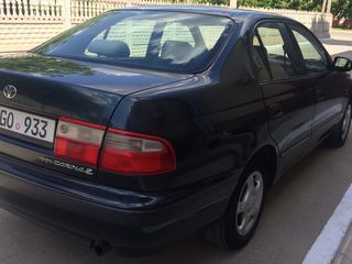 Toyota Carina foto 3