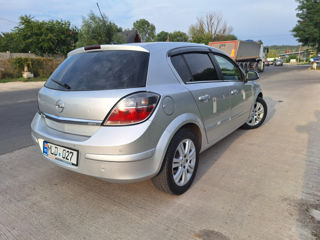 Opel Astra foto 3