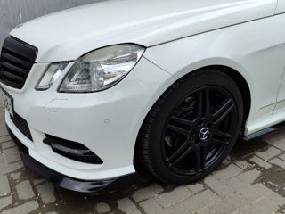 Mercedes E-Class foto 5