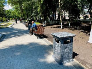 Bănci pentru parcuri (fontă) Чугунная парковая скамейка  4000 лей foto 9