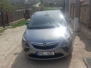 Opel Zafira foto 8