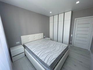 Apartament cu 2 camere, 56 m², Centru, Chișinău foto 4