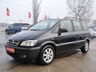 Opel Zafira foto 1