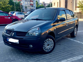 Renault Clio Symbol foto 1
