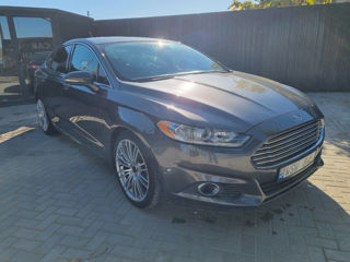 Ford Fusion foto 4