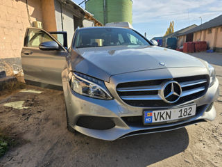 Mercedes C-Class foto 3