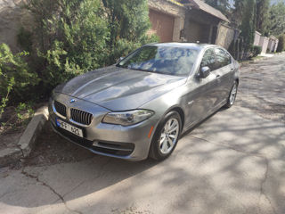 BMW 5 Series foto 7