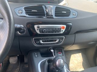 Renault Scenic foto 9