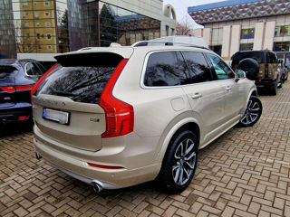 Volvo XC90 foto 2