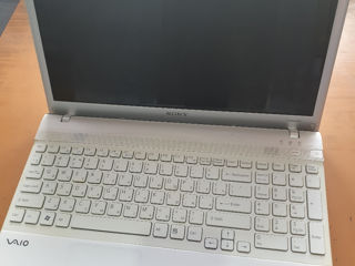 Ноутбук Sony Vaio pcg-61611V