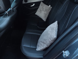 Mercedes E-Class foto 3