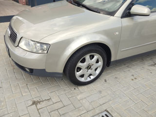 Audi A4 foto 4