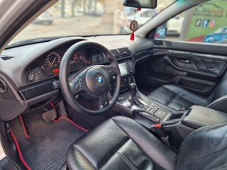 BMW 5 Series foto 7