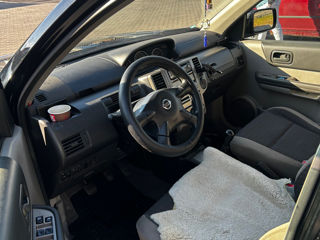 Nissan X-Trail foto 8