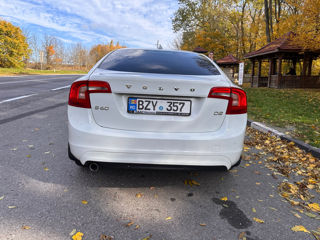 Volvo S60 foto 6