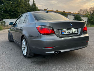 BMW 5 Series foto 3