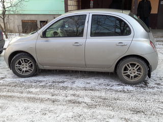 Nissan Micra foto 4