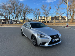 Lexus IS Series