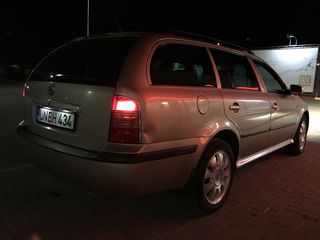 Skoda Octavia foto 3