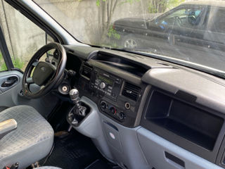Ford Ford Transit 
 фото 6
