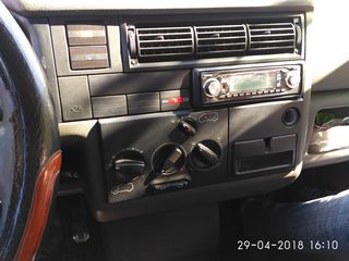 Volkswagen Caravelle foto 4