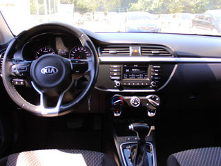 KIA Rio foto 11