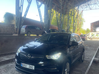 Opel Grandland X foto 2