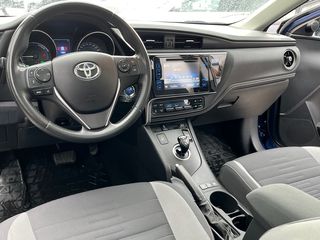 Toyota Auris foto 8