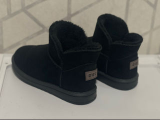 UGG foto 2