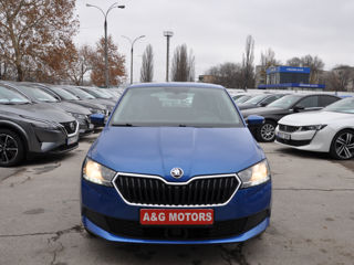 Skoda Fabia foto 2